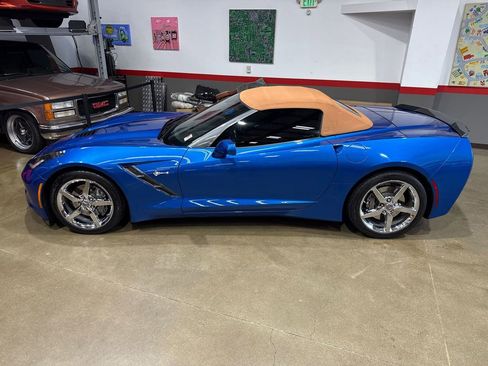 Used 2014 Chevrolet Corvette Stingray Convertible w/ 2LT Preferred Equipment Group image 93