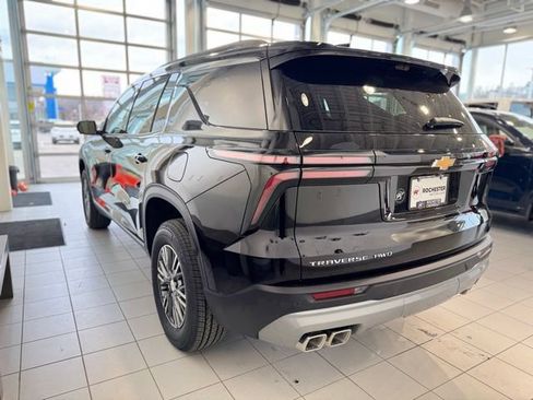 New 2026 Chevrolet Traverse LT w/ Driver Confidence Package AWD/4WD image 38
