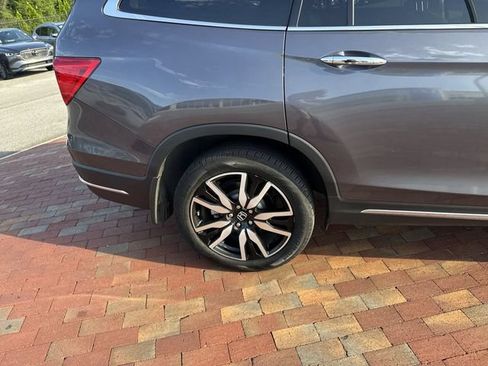 Certified 2022 Honda Pilot Touring image 15