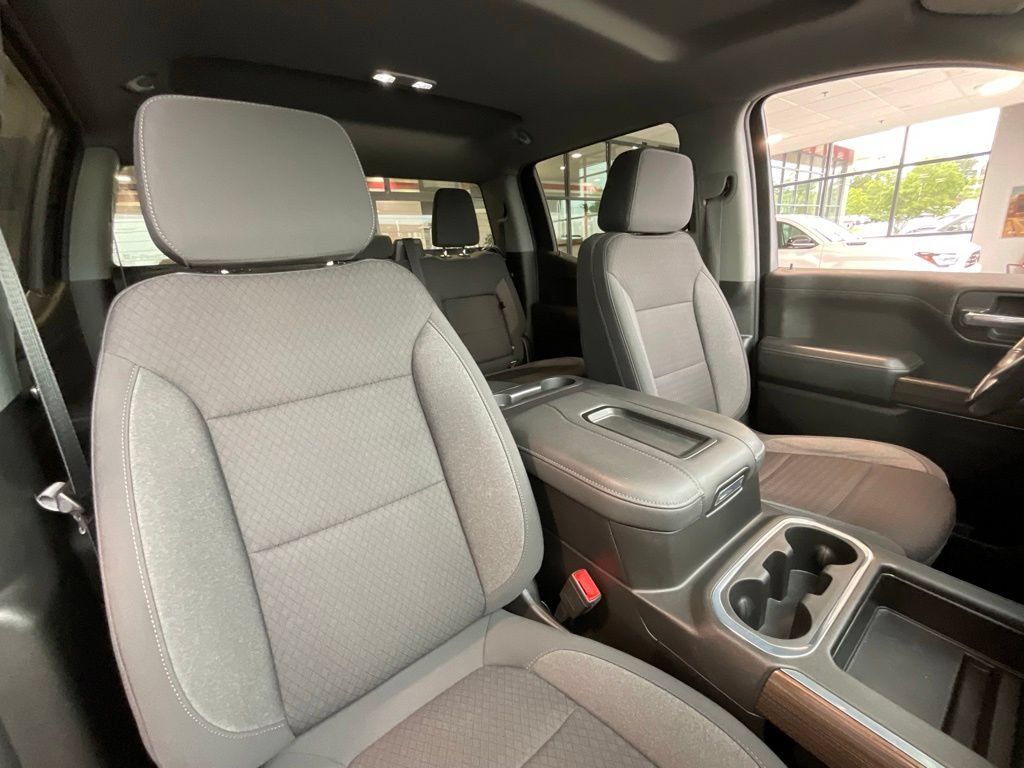 Used 2022 Chevrolet Silverado 1500 LT Trail Boss w/ Bed Protection Package AWD/4WD image 19