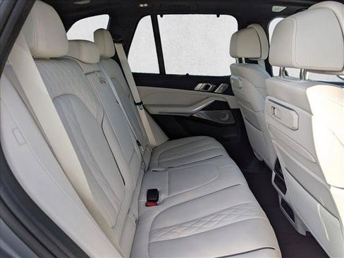 Used 2024 BMW X5 M60i AWD/4WD image 16