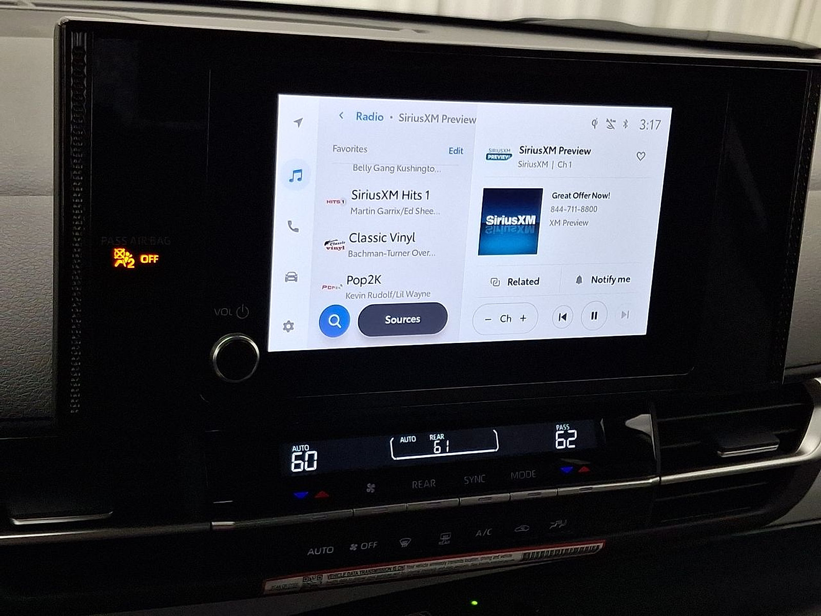 Certified 2026 Toyota Sienna LE AWD/4WD image 18