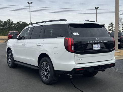 New 2026 Ford Expedition Active RWD image 23