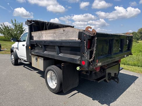 Used 2014 RAM 5500 Tradesman w/ Power & Remote Entry Group image 21