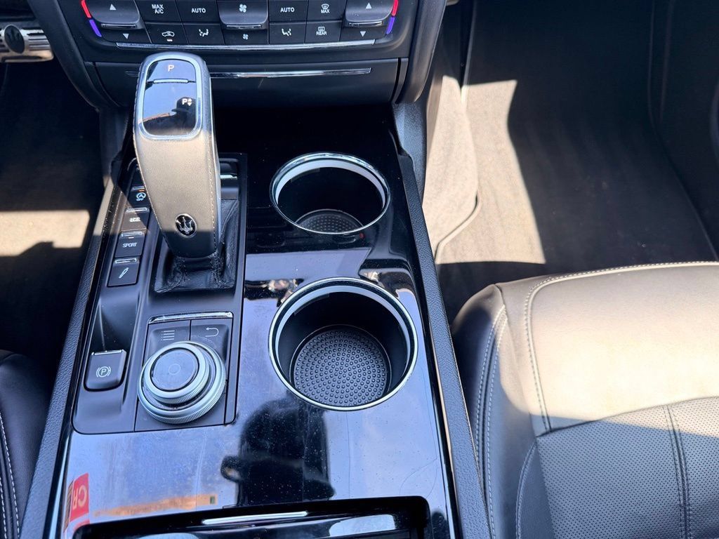Used 2019 Maserati Quattroporte S GranSport Q4 AWD/4WD image 25
