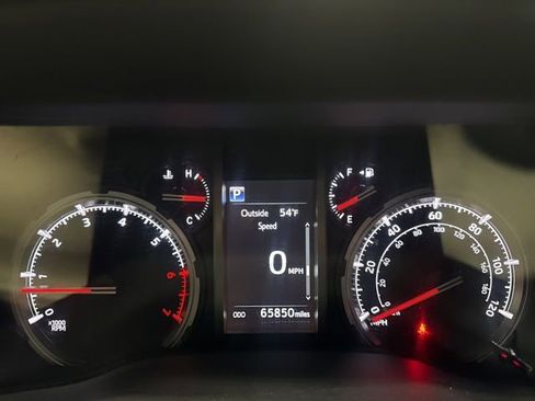 Used 2021 Toyota 4Runner TRD Off-Road Premium w/ Moonroof Package image 7