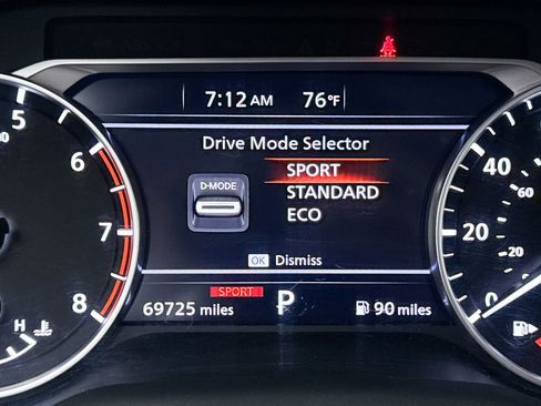 Used 2022 Nissan Rogue SV image 8