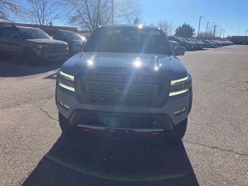 Used 2023 Nissan Frontier PRO-4X w/ Pro Convenience Package image 2