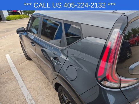 Used 2024 Kia Soul LX w/ Option Group 015 FWD image 5