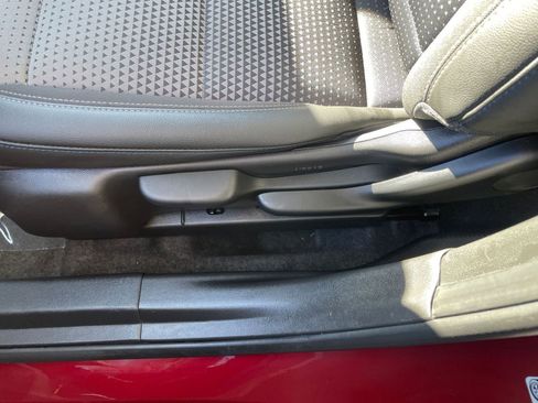 Used 2025 Chevrolet Trax LT w/ LT Convenience Package image 22