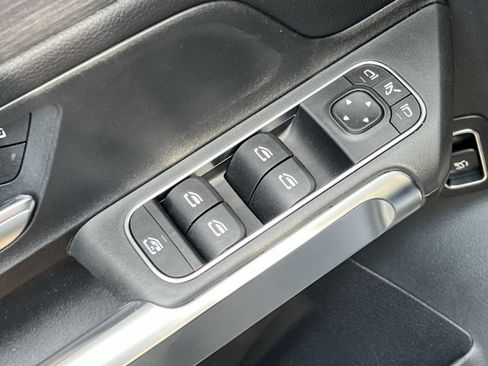 New 2026 Mercedes-Benz GLB 250 4MATIC image 20