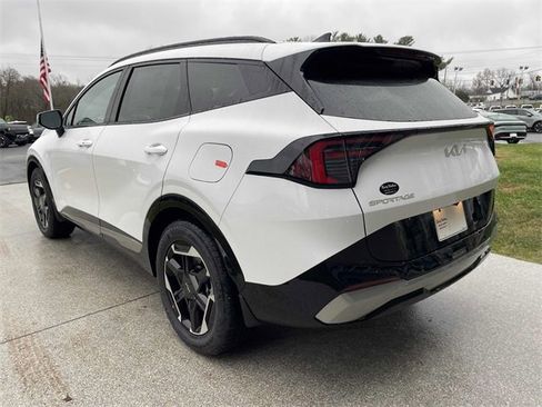 New 2026 Kia Sportage SX image 3