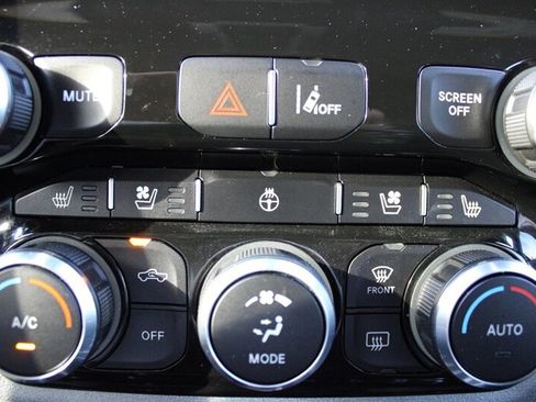 Used 2022 RAM 2500 Power Wagon w/ Level 2 Equipment Group AWD/4WD image 60