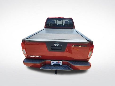 Used 2014 Nissan Frontier Desert Runner RWD image 21