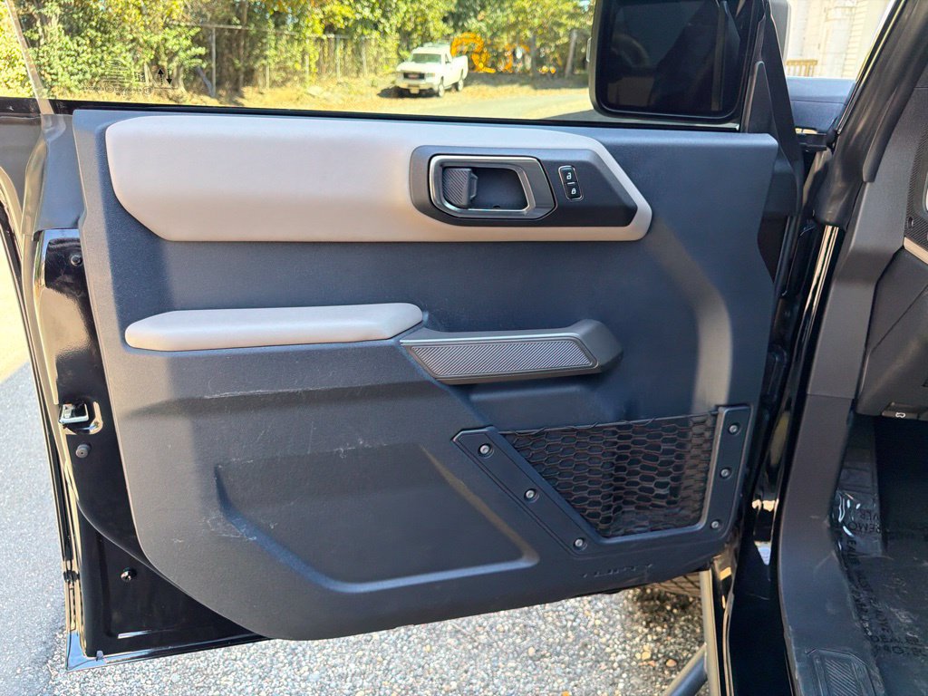Used 2023 Ford Bronco Wildtrak AWD/4WD image 22