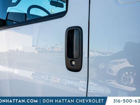 Used 2024 GMC Savana 2500 w/ Driver Convenience Package image 32