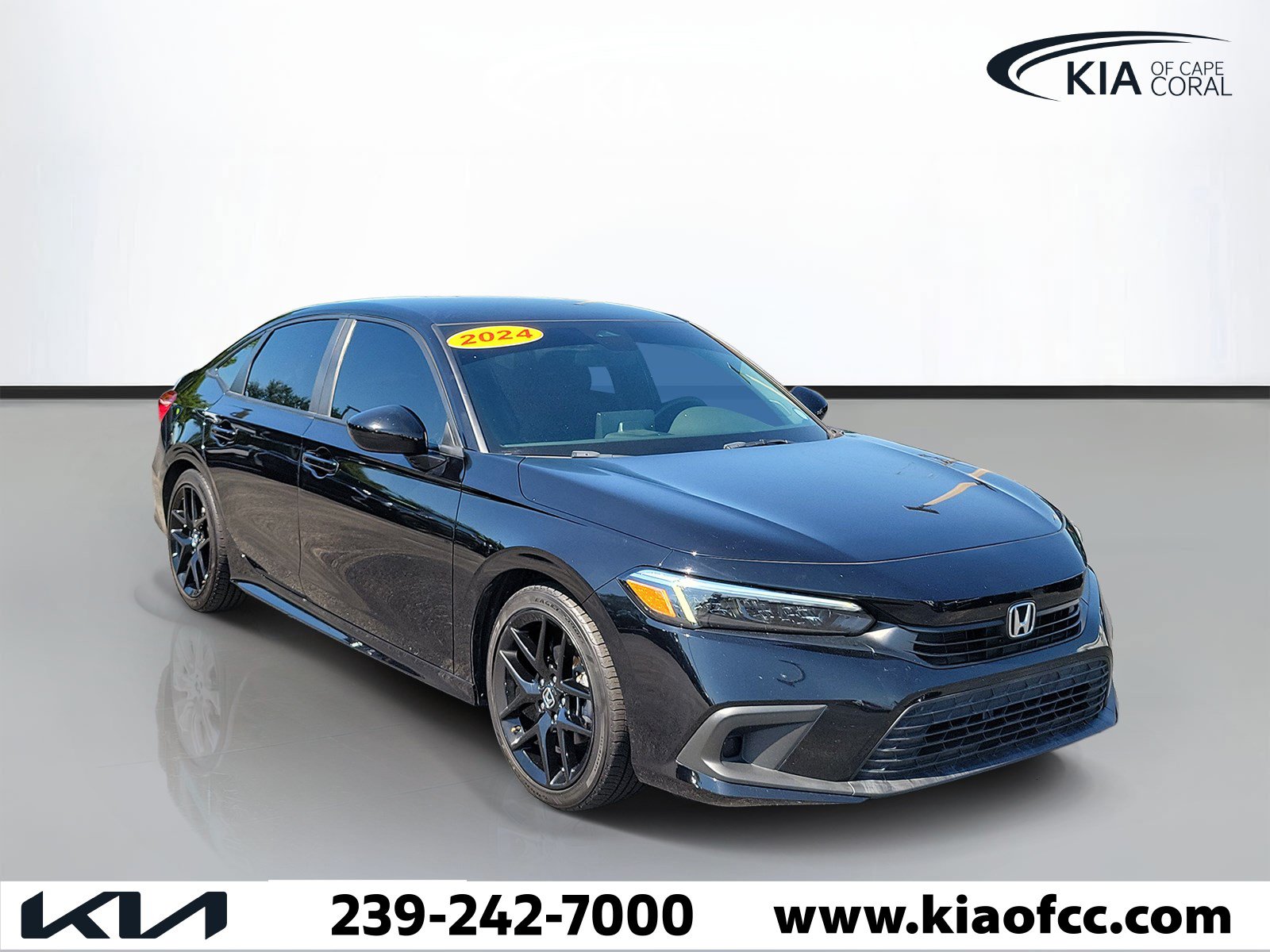 Used 2024 Honda Civic Sport image 3