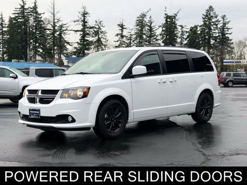 Used 2019 Dodge Grand Caravan GT image 4