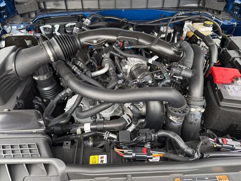New 2025 Ford Bronco Raptor w/ Interior Carbon Fiber Pack AWD/4WD image 37