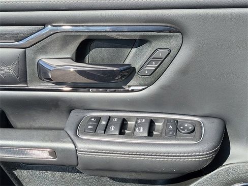 Certified 2024 RAM 1500 Limited image 18