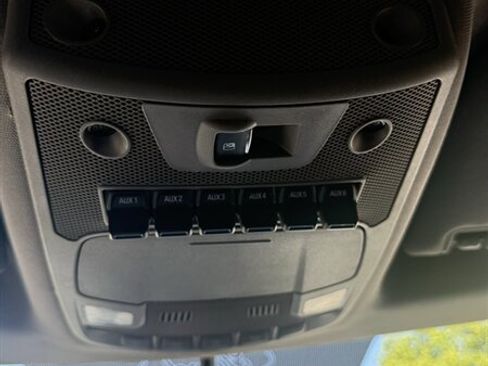 Used 2017 Ford F250 Lariat w/ Chrome Package image 22