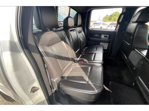Used 2012 Ford F150 Lariat w/ Lariat Chrome Pkg image 27