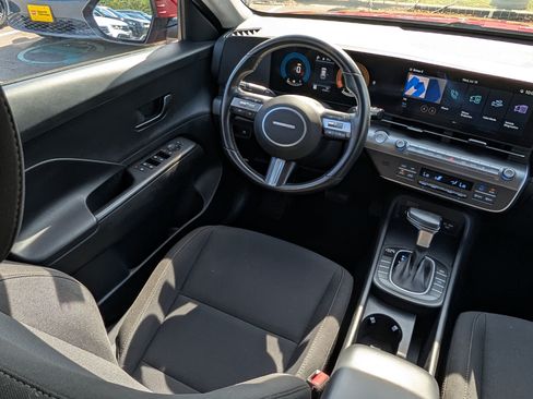 Used 2024 Hyundai Kona SEL FWD image 9