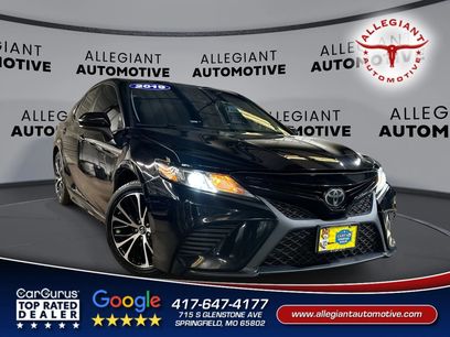 Used 2019 Toyota Camry SE