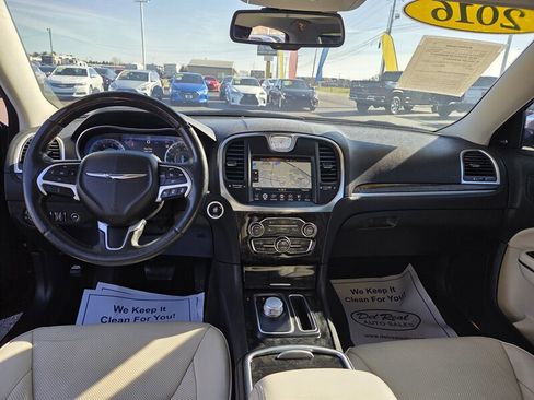 Used 2016 Chrysler 300 C w/ Safetytec Plus Group image 12