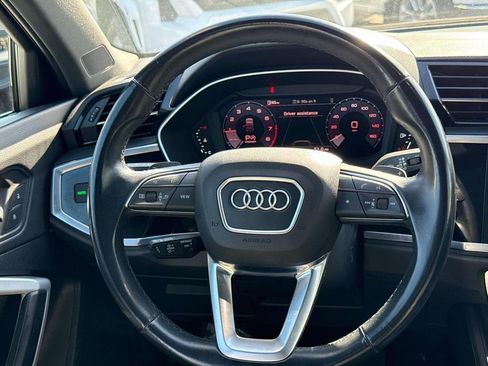 Used 2024 Audi Q3 2.0T Premium image 12