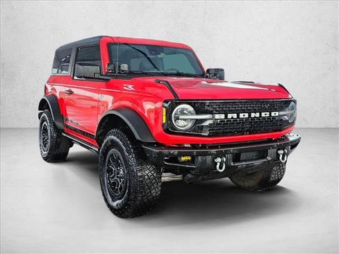 Used 2023 Ford Bronco Wildtrak AWD/4WD image 3