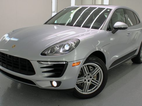 Used 2017 Porsche Macan S image 28