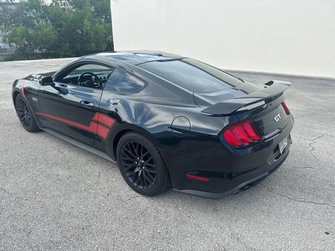 Used 2019 Ford Mustang GT Premium w/ GT Performance Package RWD image 6