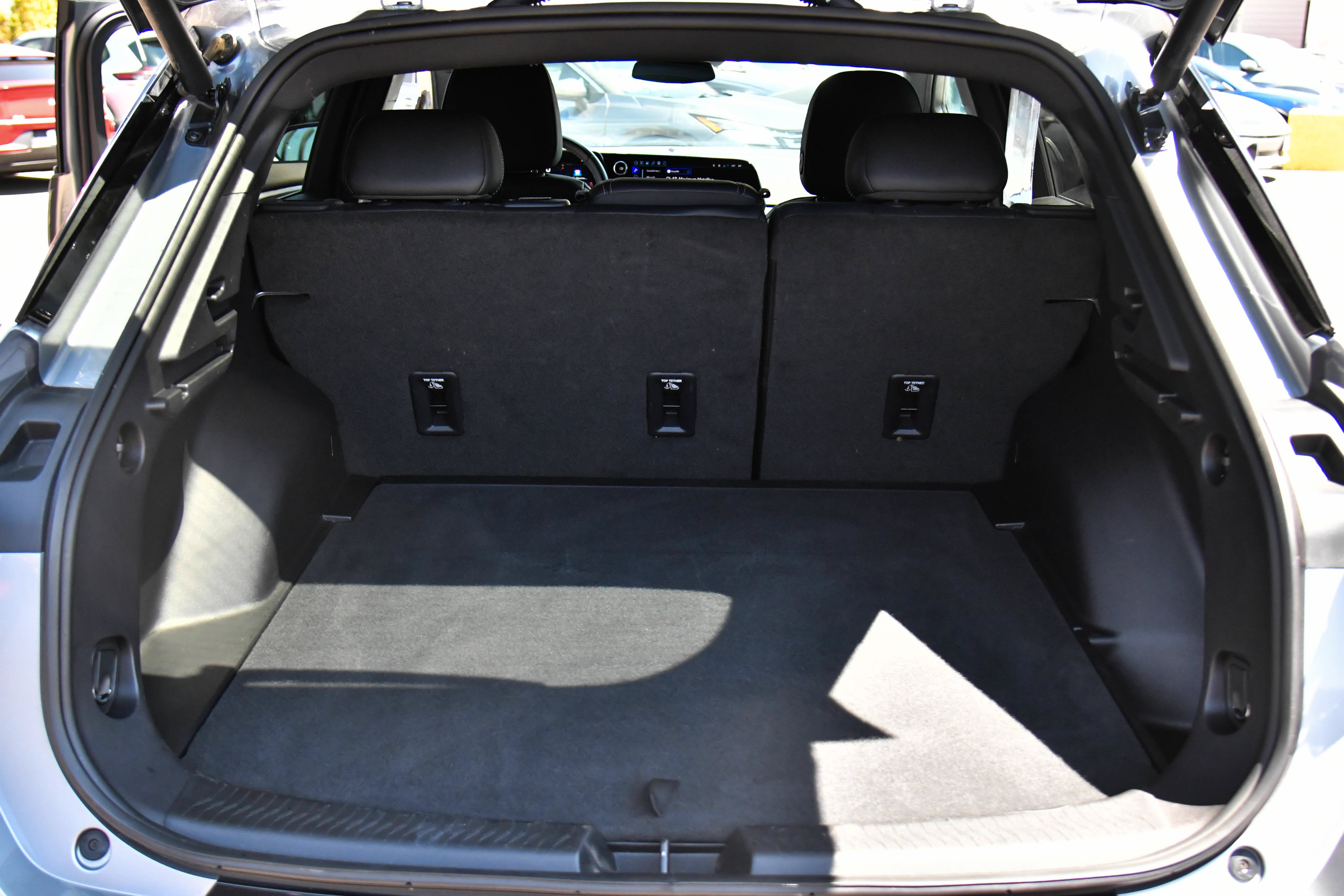 Used 2025 Chevrolet Equinox EV LT FWD image 47