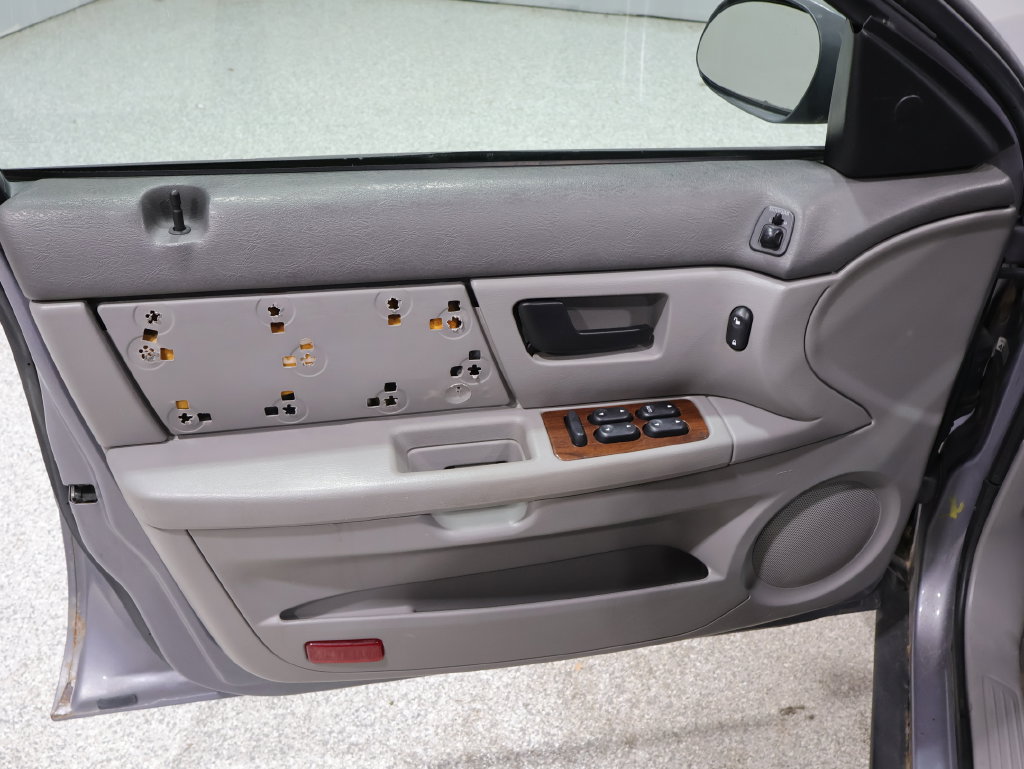 Used 2006 Ford Taurus SEL FWD image 16