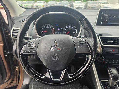 Used 2019 Mitsubishi Eclipse Cross SE AWD/4WD image 48