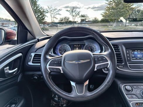 Used 2016 Chrysler 200 Limited w/ Convenience Group FWD image 11