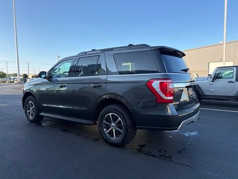 Used 2021 Ford Expedition XLT AWD/4WD image 5
