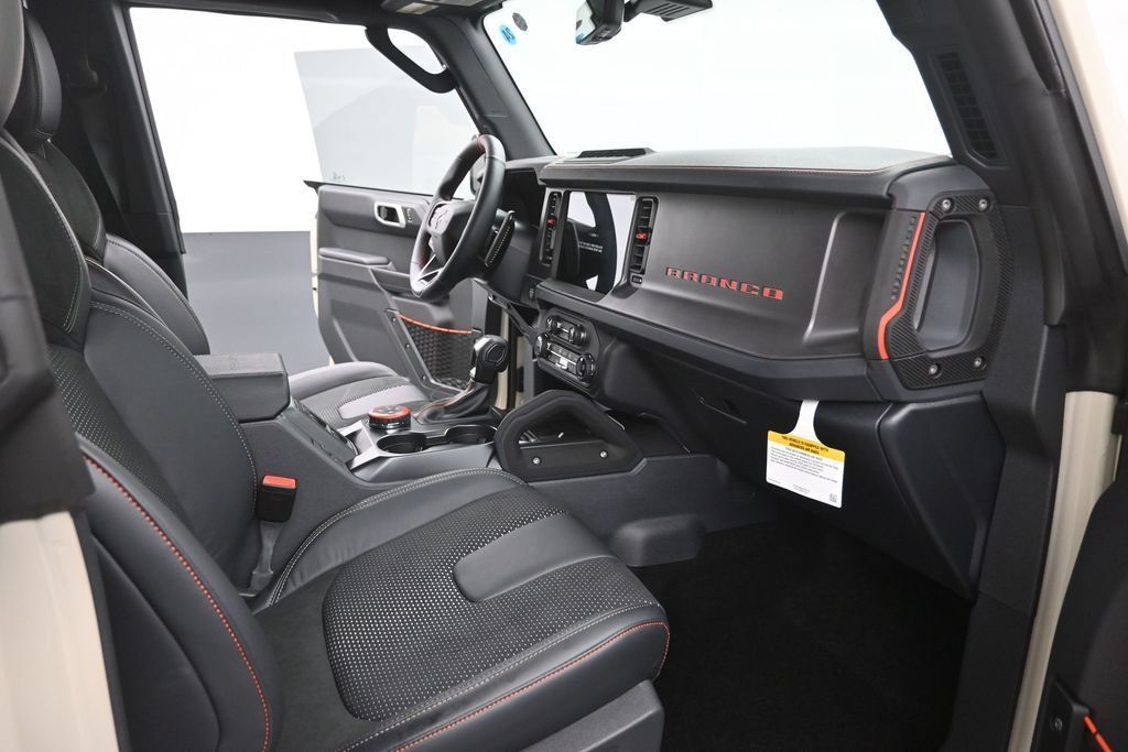New 2026 Ford Bronco Raptor AWD/4WD image 24