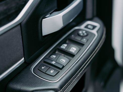 Used 2024 RAM 3500 SLT w/ Quick Order Package 2YG SLT image 14