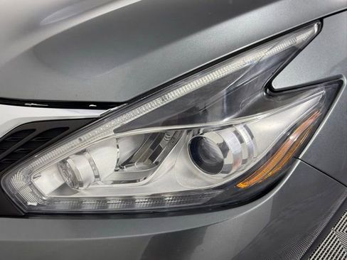 Used 2016 Nissan Murano Platinum w/ Platinum Technology Package image 11