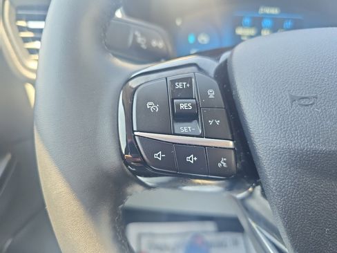 Used 2024 Ford Escape SE w/ PHEV Premium Package FWD image 20