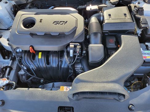 Used 2017 Kia Optima LX w/ Driver Convenience Package image 17