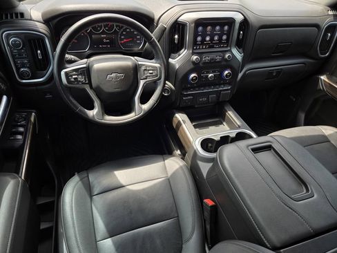 Used 2021 Chevrolet Silverado 1500 LT Trail Boss w/ Convenience Package II AWD/4WD image 17