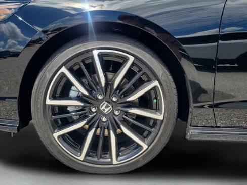 Used 2026 Honda Accord Touring image 2
