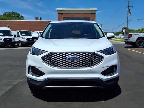 Used 2023 Ford Edge SEL w/ Convenience Package AWD/4WD image 2