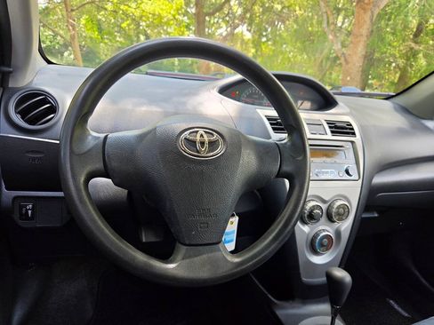 Used 2012 Toyota Yaris Sedan FWD image 21
