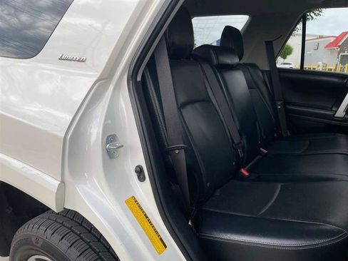 Used 2018 Toyota 4Runner Limited AWD/4WD image 50