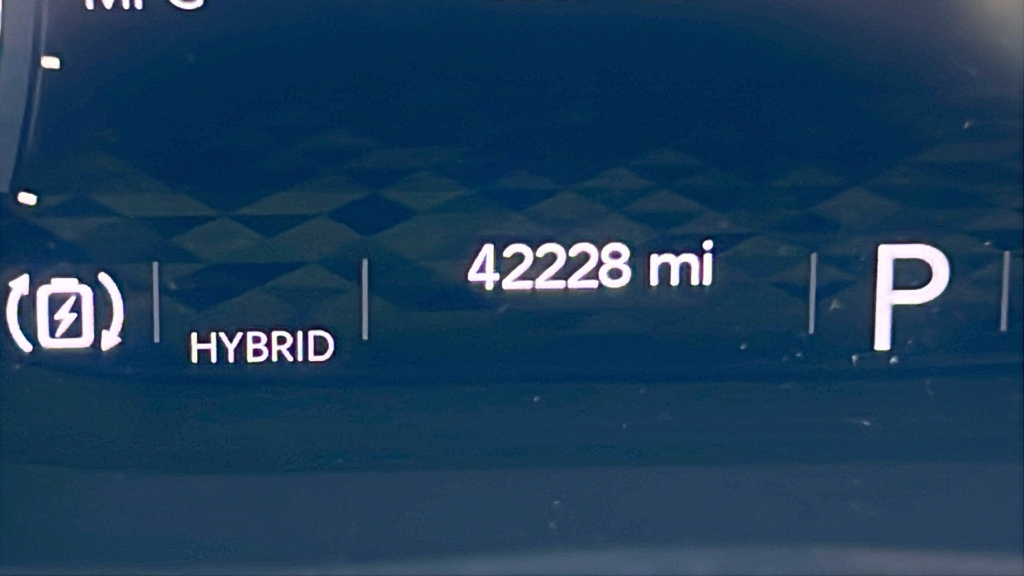 Used 2021 Jeep Wrangler Unlimited Sahara AWD/4WD image 29