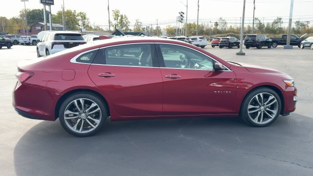 Certified 2019 Chevrolet Malibu Premier w/ Sun and Wheel Package FWD image 9